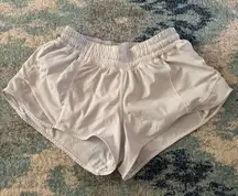 Lululemon Shorts Hotty Hot 2.5"