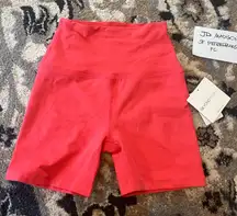 Beyond Yoga Keep Pace 5” Biker Shorts peach Heather Size XS NWT