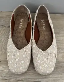 Korks‎ Shoes Womens 6M Cream White Floral Palmer Ballet Flat Cottagecore Neutral