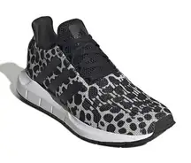 Adidas Women's Swift Run 1.0 Sneaker SIZE 9 NEW white and black leopard NEW
