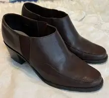 Westies Brown Leather Slip On Heeled Shoes Women’s Size 8 Stacked Heel Office