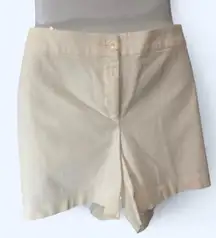 White shorts Worthington 12 Modern Fit

white shorts, modern fit