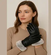 Isotoner Black Genuine Leather Gloves Real Fur Trim Lined Winter Womens