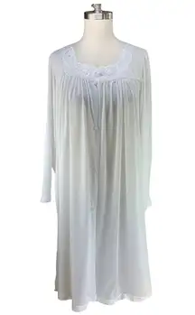 Vanity Fair | Medium | VINTAGE Embroidered Satin Button Robe Lingerie Night Gown