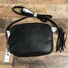 NWT Summer and Rose Delilah Crossbody
