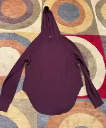 Aritzia TNA Burgundy Hooded Long Sleeve Top Sweatshirt Waffle Knit Material XXS