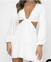 White Fox White Twist Knot Front Cutout Long Sleeve Mini Fit & Flare Dress Sz XS