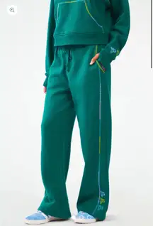 Roller Rabbit Monkey Embroidered Tuner Pant