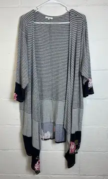 Maurices Plus Size Floral Lightweight Drape 3/4 Sleeve Spring Cardigan Size 2XL