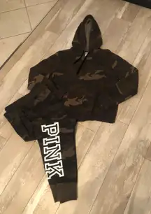 Victoria's Secret Vs Pink Rhtf Camo Jogger Set