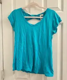 it's our time Size XL extra large cyan bright blue keyhole back shirt