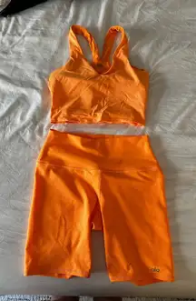 Alo yoga biker short set