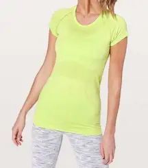 Lululemon Swiftly Tech Short Sleeve Crew Lucid Lime / White Size 2