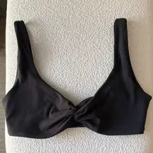 Buffbunny Black Twist Front Bra