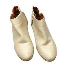 J. Adams Tan Leather Ankle Booties Fall Autumn Heeled Block Boots Size 6.5