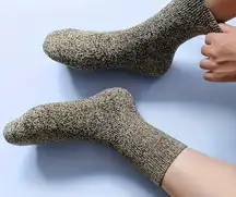 Unisex Merino Wool Thermal Mid-Calf Hiking Socks Winter 7-12 Multiple Colors 5pk