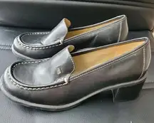 Tommy Hilfiger leather heel loafer