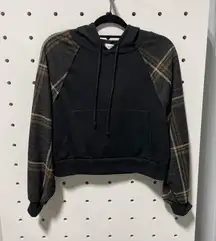 NWT LE LIS Black Hoodie with Plaid Sleeves Size M