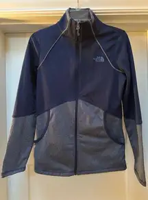 North Face navy blue soft shell full zip size small