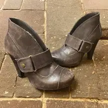 Seychelles, Anthropologie - Booties Split Toe Brown Leather Boots - 7