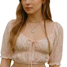 Elodie Floral Print Short Sleeve Scoop Neck Rayon Cropped Top Size Medium NWT