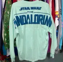Disney parks Star WDisney parks Star Wars baby yoda mandalorian spirit jersey XS