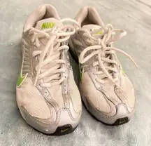 Nike Reax Run 4 White Green Running Walking Women's Size 6 Shoes