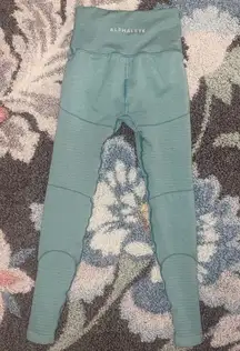 revival leggings size small