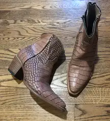 Freebird Miramar Boot Croc Embossed Pink