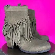 Sbicca Kathrin Taupe Suede Fringe Pull On Block Heel Boot Size 6.5