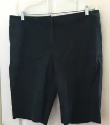 FINAL MARKDOWN Ladies Jones New York Shorts 14