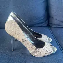 SAM Edelman Leather Snakeskin Print w/ 4 1/2” Silver Heels and Accents. Size 9