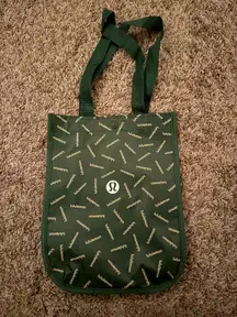 Lululemon Reusable Christmas Bag Edition Green