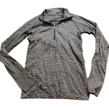 Lululemon‎ 1/2 Zip Swiftly Tech Long Sleeve Womens 8 Striped Gray Athletic