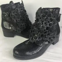 New Sheridan Mia Black Leather Floral Applique Ankle Boots Women's 37/7 Snake