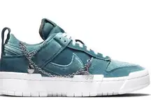 Nike  Woman Dunk Low Disrupt Lucky Charms Ash Green/Blue Size 7 NEW