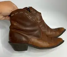 Laredo ankle leather cowboy boots size 6