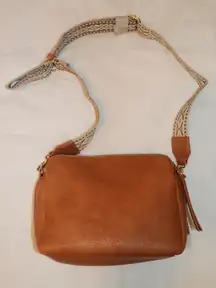 Sugu Andrea triple compartment shoulder bag with detachable strap