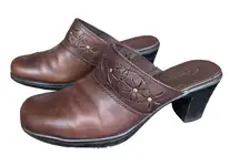 Clarks Bendables Women's Size‎ 6 Shoes Brown Leather Mules Comfort Career Heeled