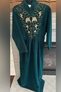 Vintage Vanity Fair House Coat Robe Green Velour Pockets Embroidered Medium