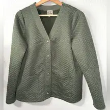 Quilted Button Up Size Medium