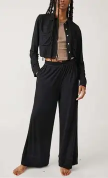 Free People NWT  Essential 2 Piece Pajama Set / Black Sz M