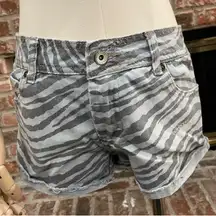 Vintage Y2K Billabong PacSun grey zebra print shorts / 7 / Excellent condition