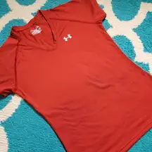 Under Armour tee size small