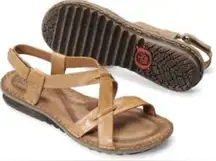 Born Rainey Strappy Sandals tan leather women’s size 10/42 casual boho‎ cottage