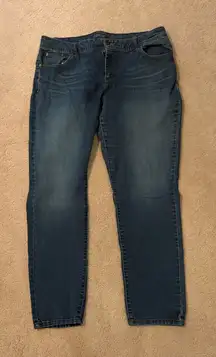 ❤️ Apt. 9 Women's Dark Blue Straight Leg Skinny Jeans