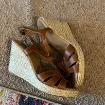 Garnet hill wedges 9