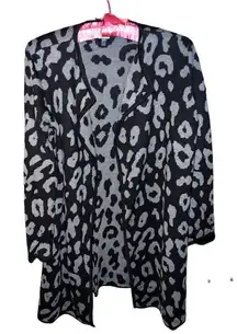 Anne Klein Grey and black open front long sleeved sweater size medium