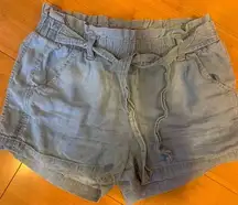 JOLT shorts size small