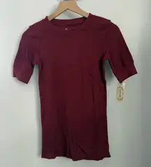 Energie Medium NEW Slim Fit Tee Crew Neck Maroon Burgundy Fall Bodycon Y2K